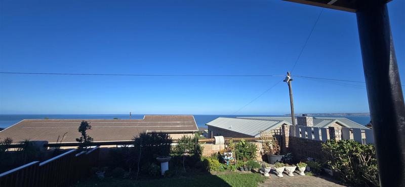 6 Bedroom Property for Sale in Reebok Western Cape